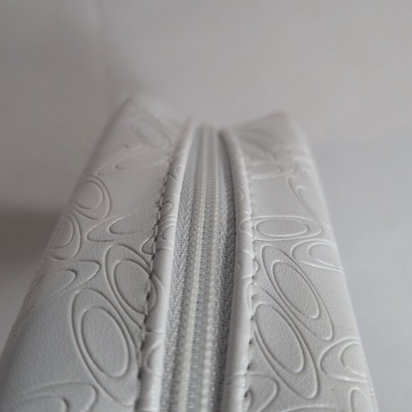 Oakley White Sunglasses Case Monogram All-Over Zip Wrist Strap Soft Shell Side - Picture 8 of 16